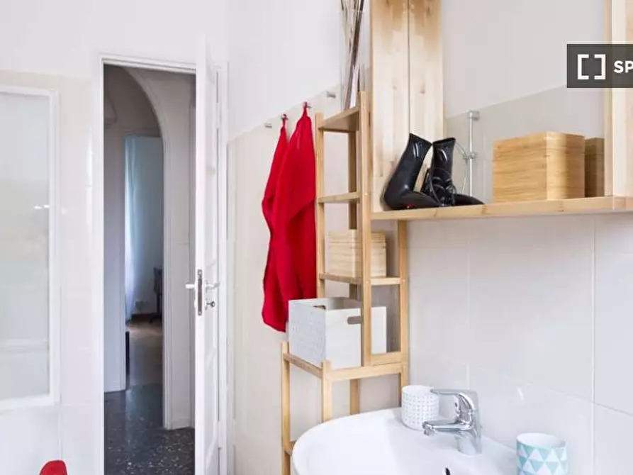 Immagine 8 di Camera condivisa in affitto  in Viale Argonne Milan a Milano