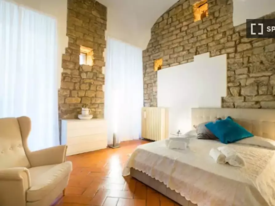 Immagine 5 di Appartamento in affitto  in Borgo Santi Apostoli a Firenze