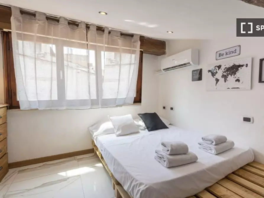 Immagine 13 di Appartamento in affitto  in Via Guelfa a Firenze
