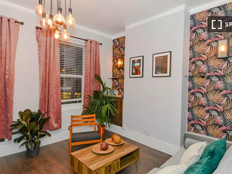 Immagine 3 di Appartamento in affitto  in A Tower Bridge Rd a Camberwell