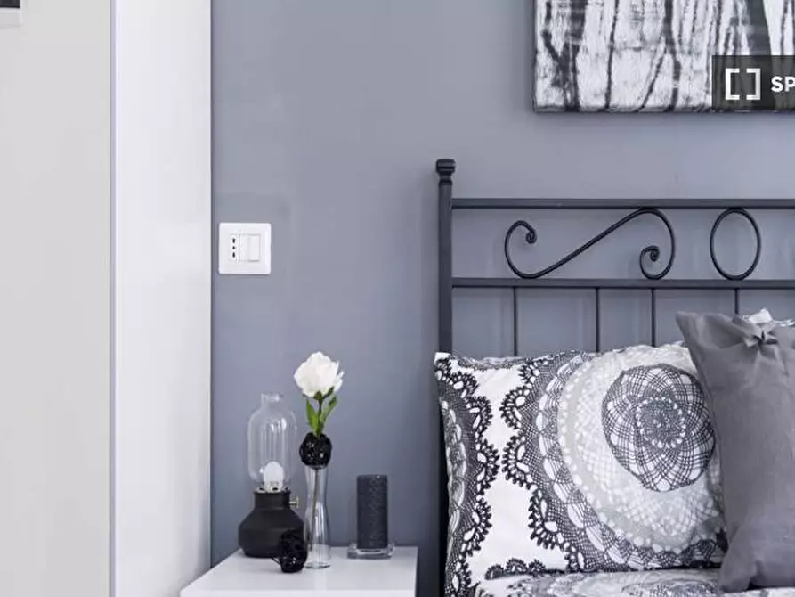 Immagine 3 di Camera condivisa in affitto  in Via Carlo Imbonati a Milano