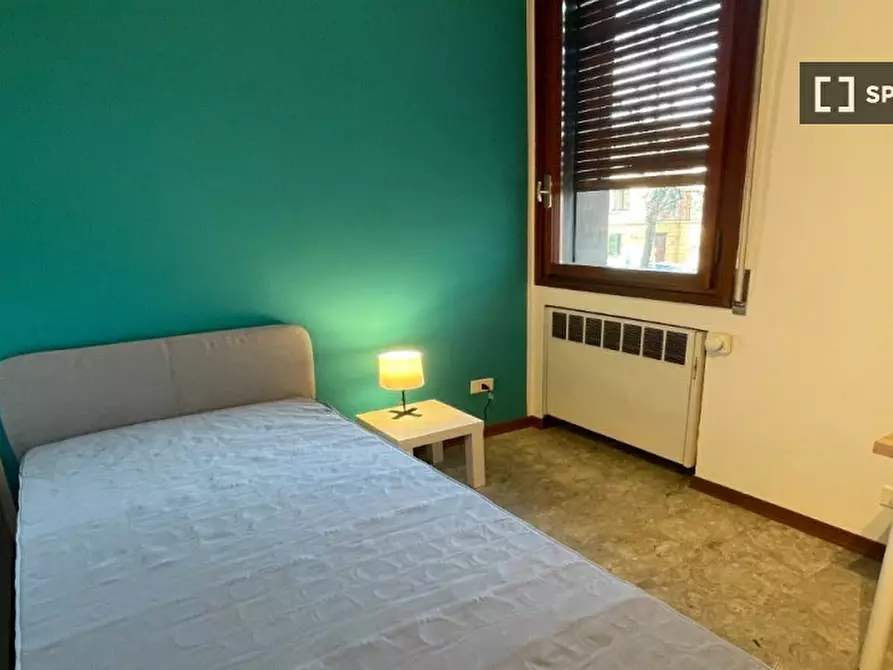 Immagine 3 di Camera condivisa in affitto  in Viale Quirico Filopanti a Bologna