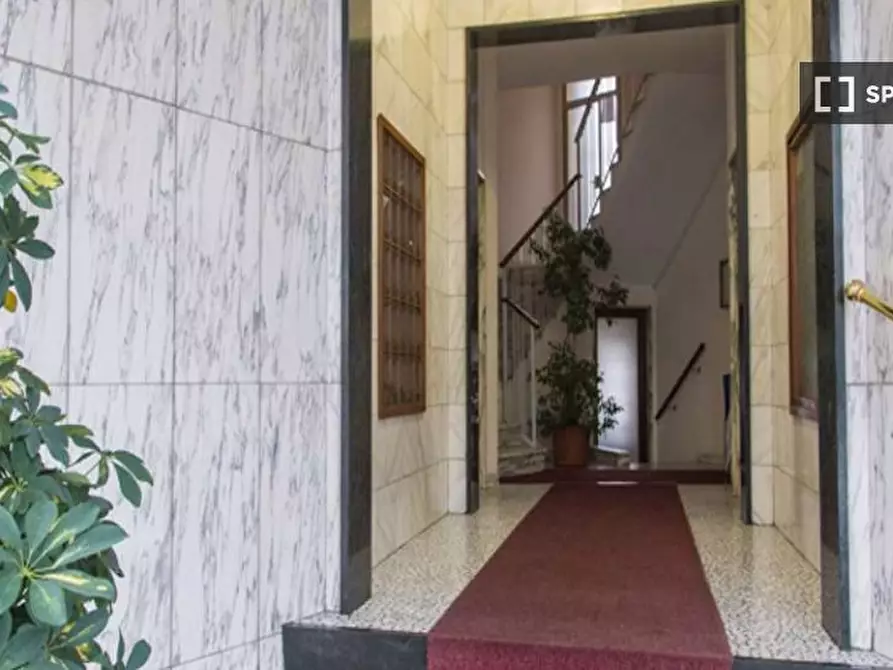 Immagine 11 di Camera condivisa in affitto  in VIA SOPERGA a Milano
