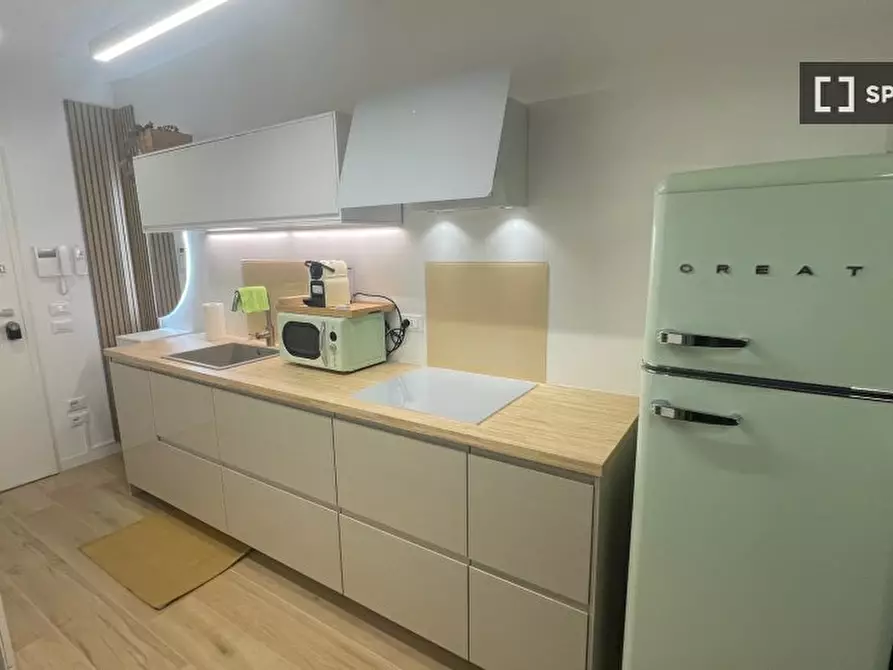 Immagine 1 di Ufficio in affitto  in Via Mascarella a Bologna