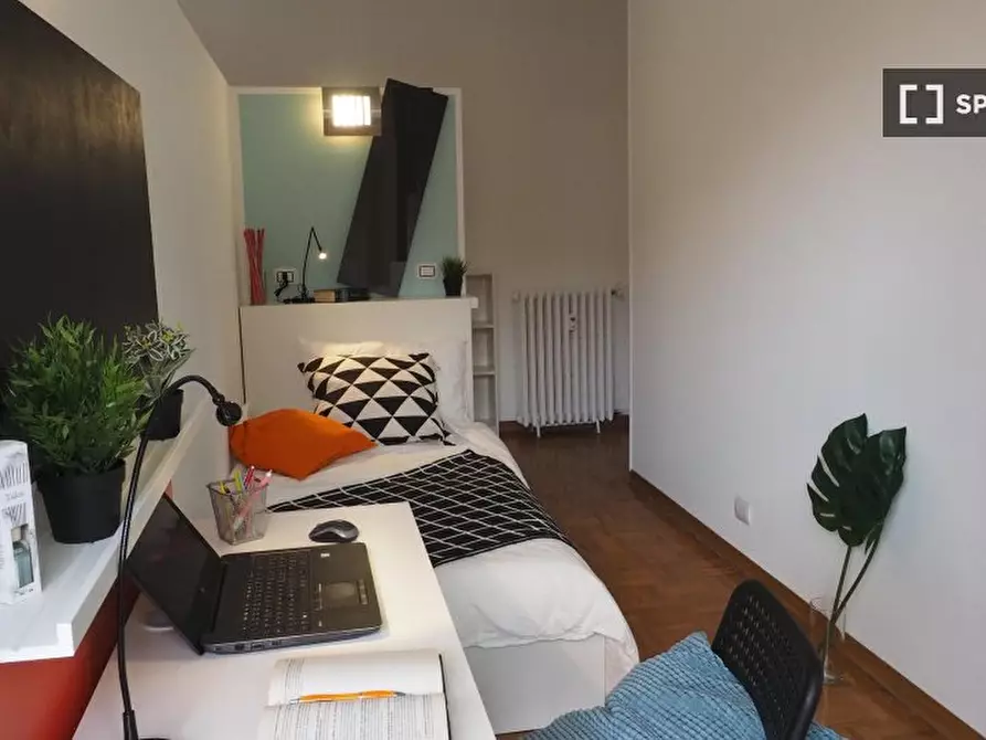 Immagine 4 di Camera condivisa in affitto  in Via Gian Domenico Cassini a Torino