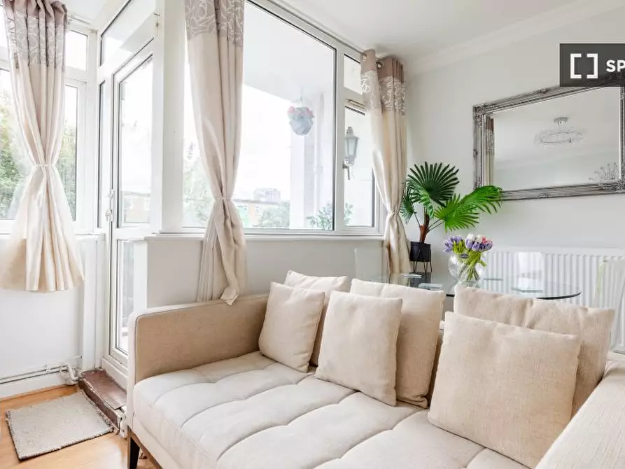 Immagine 8 di Appartamento in affitto  in Deeley Rd a Lambeth