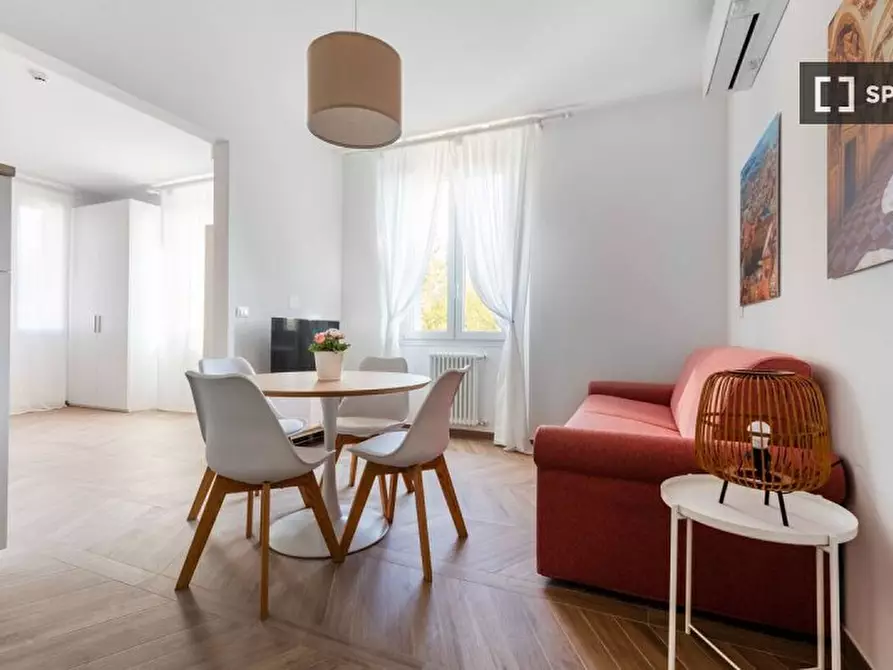 Immagine 9 di Appartamento in affitto  in Via Giuseppe Massarenti a Bologna