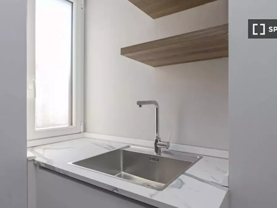 Immagine 13 di Ufficio in affitto  in Via Curtatone a Milano