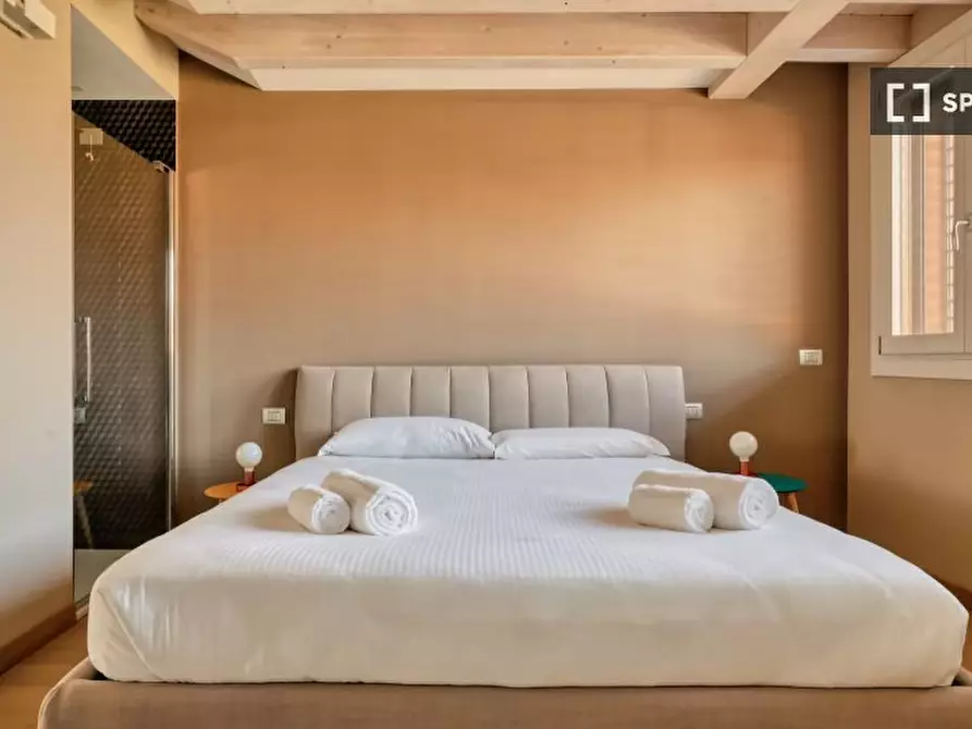 Immagine 12 di Appartamento in affitto  in Via Giovanni Segantini a Milano