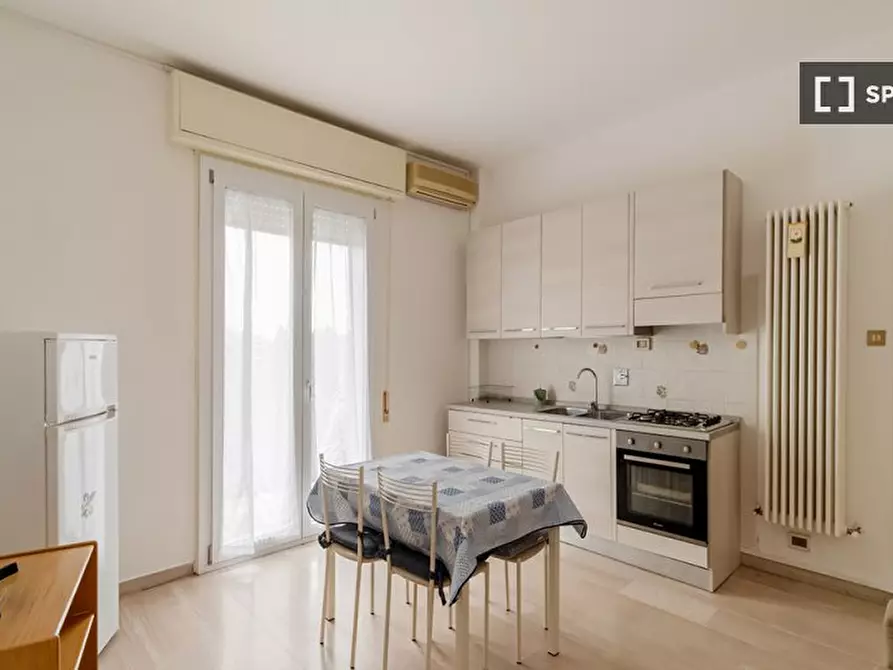 Immagine 12 di Appartamento in affitto  in Via Emilia Ponente a Bologna