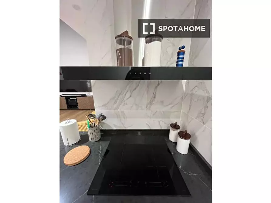 Immagine 2 di Ufficio in affitto  in Via Pasquale Frustaci a Napoli