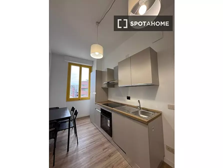 Immagine 7 di Camera condivisa in affitto  in Piazza di S. Jacopino a Firenze