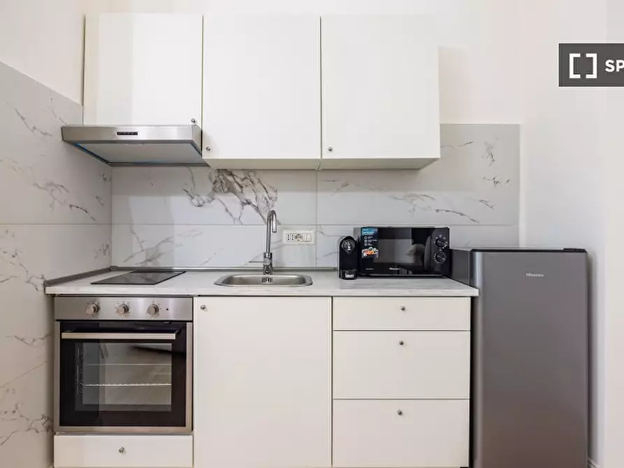 Immagine 3 di Appartamento in affitto  in Piazza Principe Umberto a Napoli