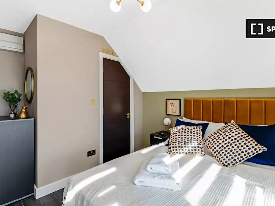 Immagine 9 di Ufficio in affitto  in High Rd a Tottenham