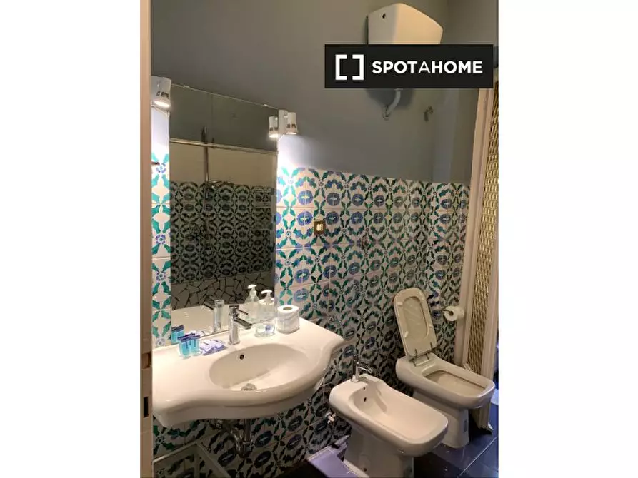 Immagine 7 di Appartamento in affitto  in Via dell'Archetto a Roma