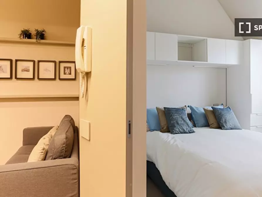 Immagine 11 di Appartamento in affitto  in Via Doberdò a Milano