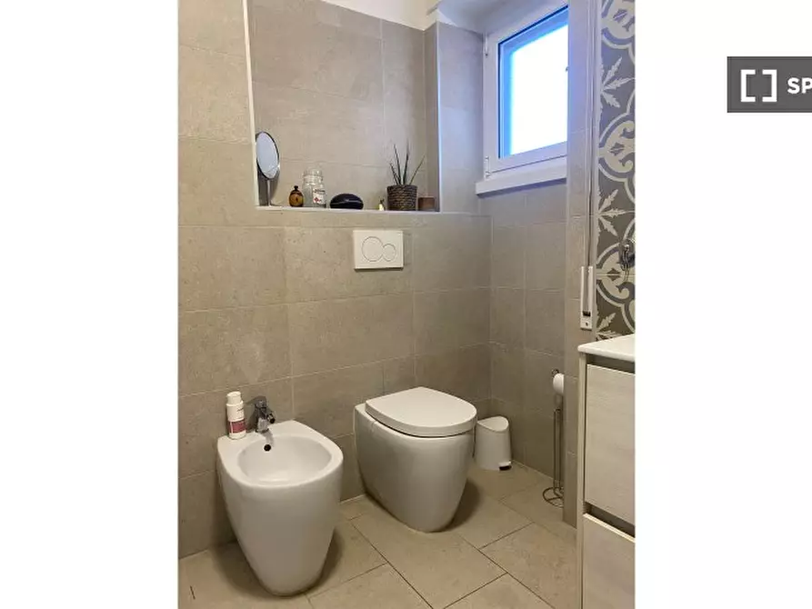 Immagine 19 di Camera condivisa in affitto  in Via Calpurnio Fiamma a Roma