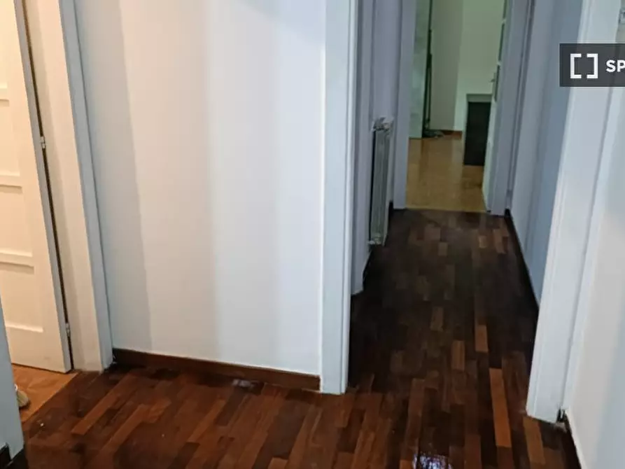 Immagine 12 di Camera condivisa in affitto  in Piazza Gabriele D'Annunzio a Napoli