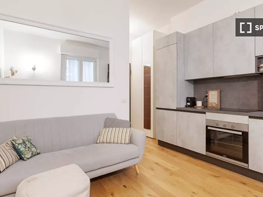 Immagine 17 di Appartamento in affitto  in Via Disciplini a Milano