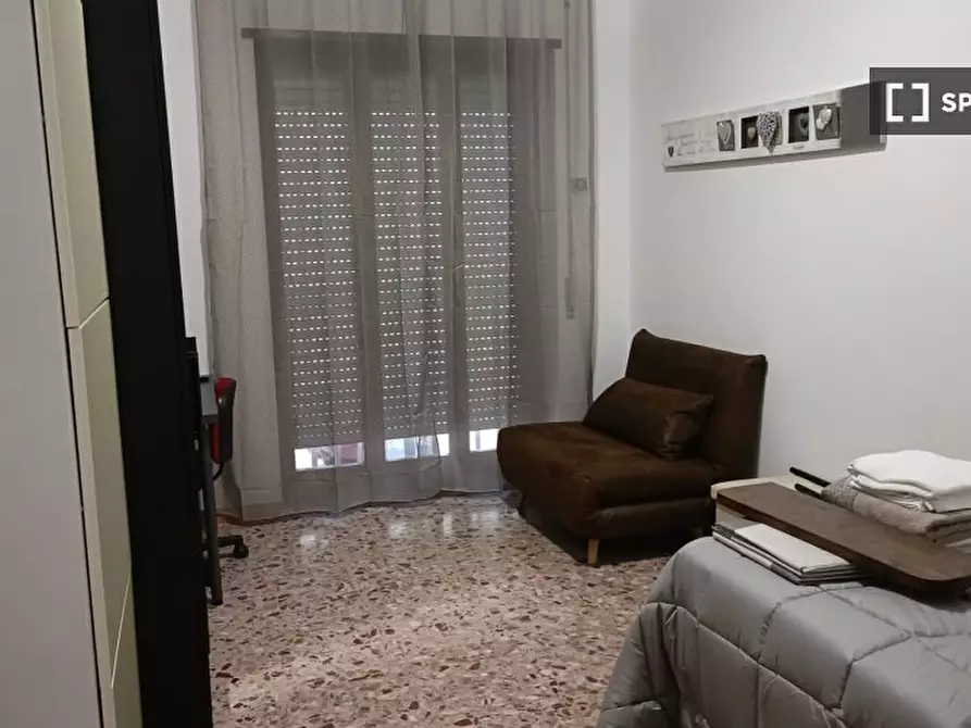 Immagine 11 di Camera condivisa in affitto  in Viale Colli Aminei a Napoli