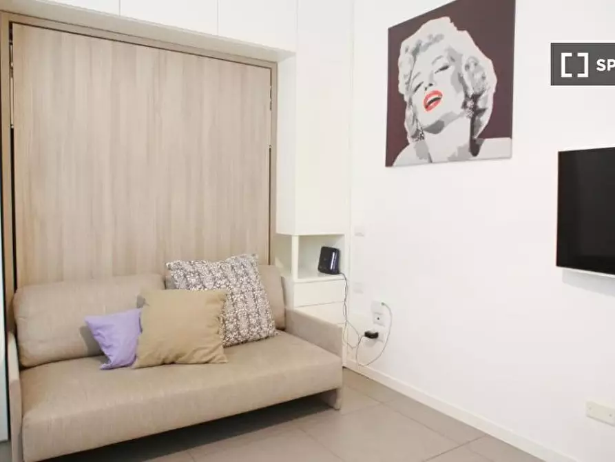 Immagine 1 di Appartamento in affitto  in Via San Martino a Milano