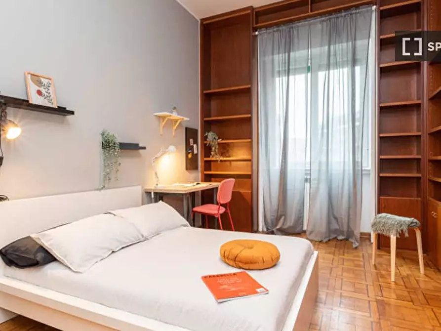 Immagine 4 di Camera condivisa in affitto  in Viale Emilio Caldara a Milano