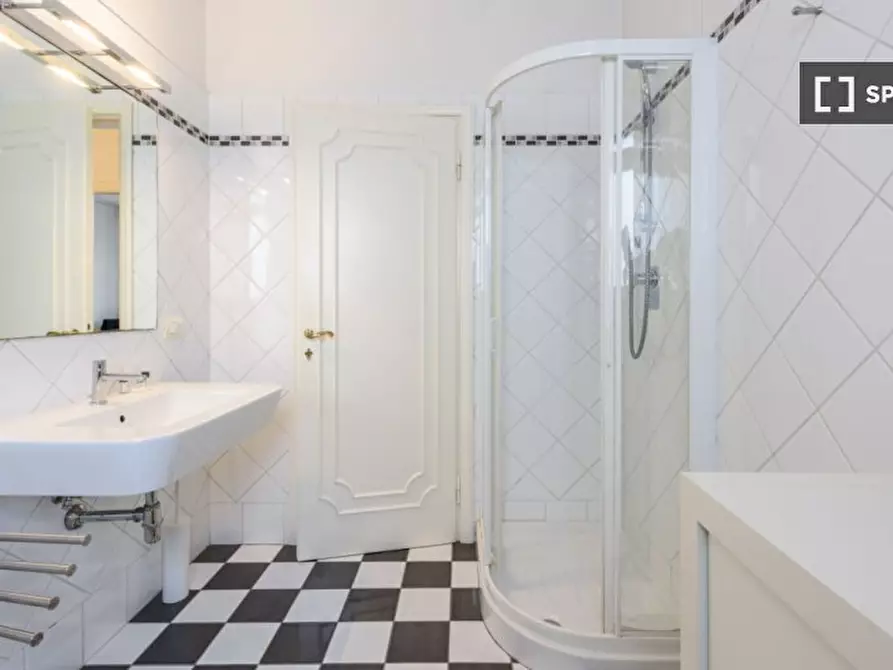 Immagine 4 di Appartamento in affitto  in Via Frà Domenico Buonvicini a Firenze