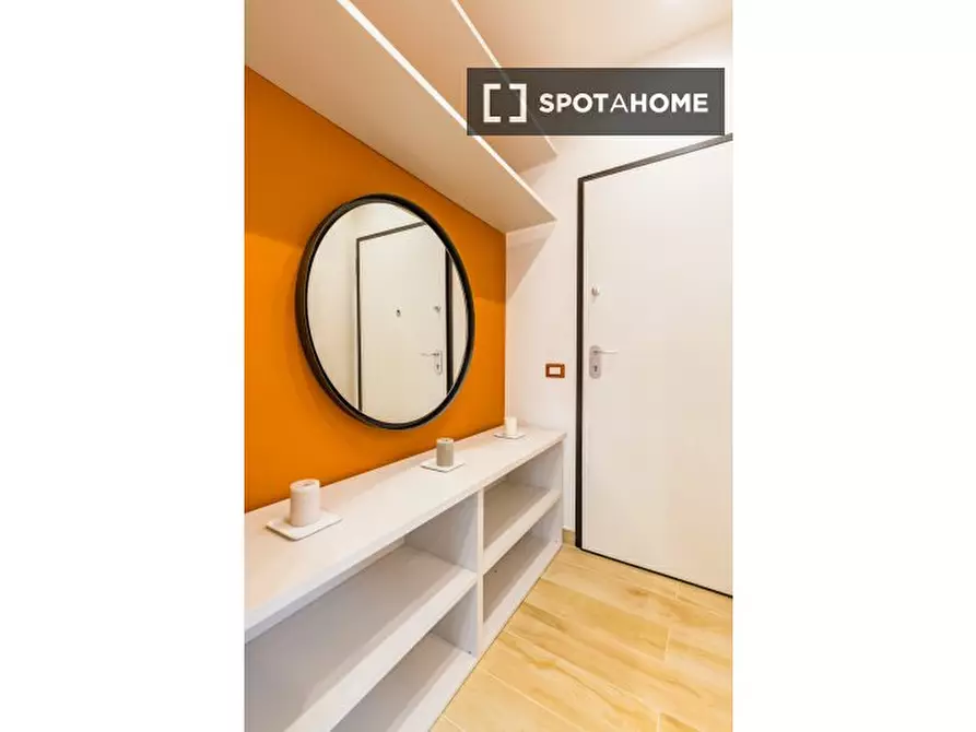 Immagine 15 di Appartamento in affitto  in Via Vittoria Colonna a Napoli