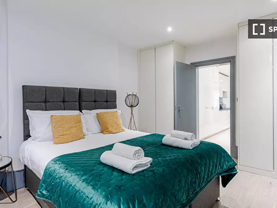 Immagine 17 di Appartamento in affitto  in Lower Ground a Kensington