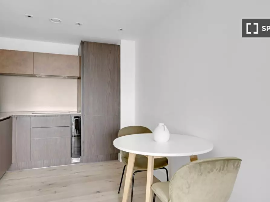 Immagine 4 di Appartamento in affitto  in Exchange Gardens a Lambeth