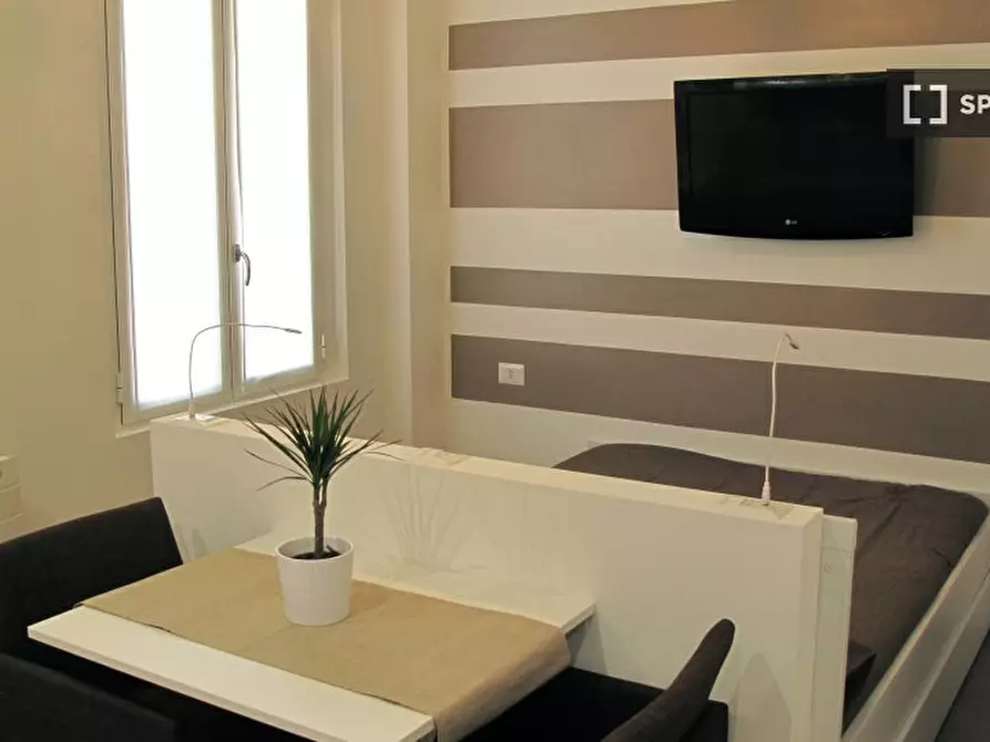 Immagine 8 di Ufficio in affitto  in Via Graziano a Milano