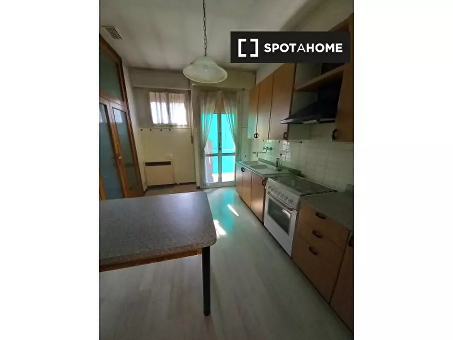 Immagine 6 di Camera condivisa in affitto  in Piazza S. Francesco a Bologna