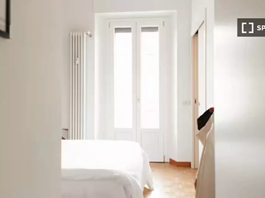 Immagine 16 di Appartamento in affitto  in Viale di Porta Vercellina a Milano