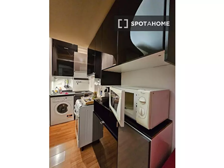 Immagine 5 di Appartamento in affitto  in Via Friuli a Milano