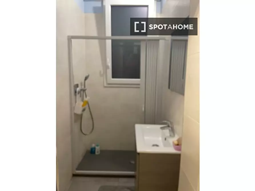 Immagine 8 di Camera condivisa in affitto  in Via Niccolò Machiavelli a Bologna