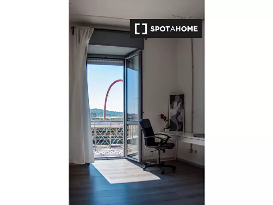 Immagine 4 di Camera condivisa in affitto  in Piazza Tancredi Galimberti a Torino