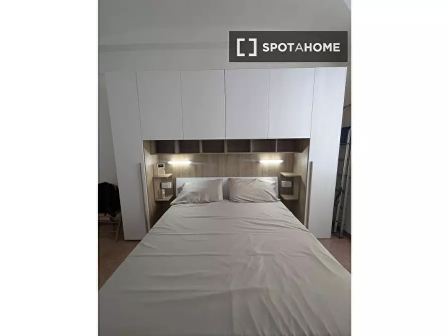 Immagine 15 di Appartamento in affitto  in Via Gaspare Finali a Roma