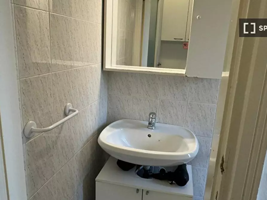 Immagine 17 di Appartamento in affitto  in Via Roberto Sarfatti a Milano