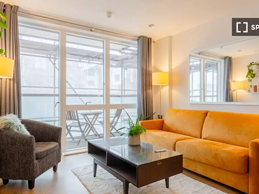 Immagine 17 di Appartamento in affitto  in flat a Hackney