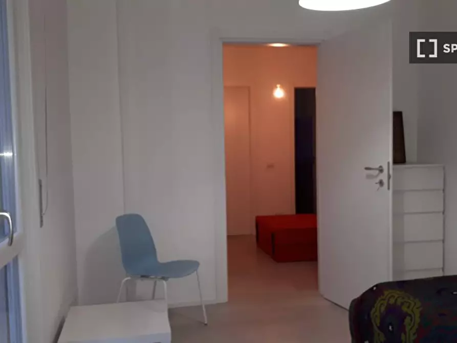 Immagine 2 di Camera condivisa in affitto  in Via Matteo Civitali a Milano