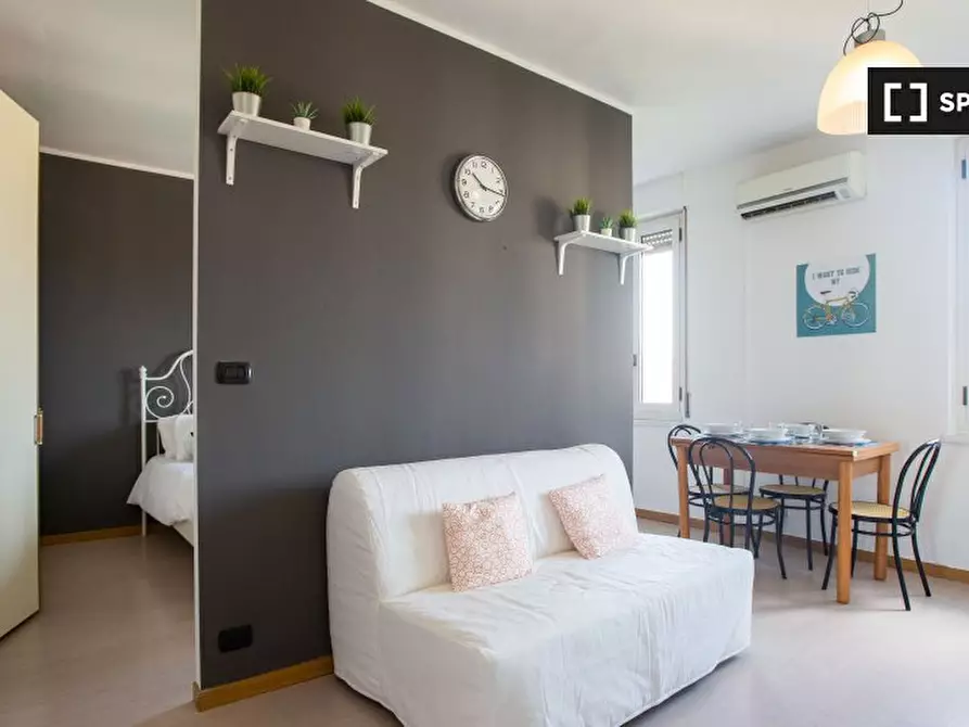 Immagine 2 di Ufficio in affitto  in Via Antonio Sacchini a Milano