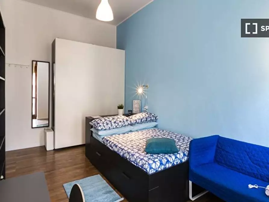 Immagine 3 di Camera condivisa in affitto  in Viale Beatrice D'Este a Milano