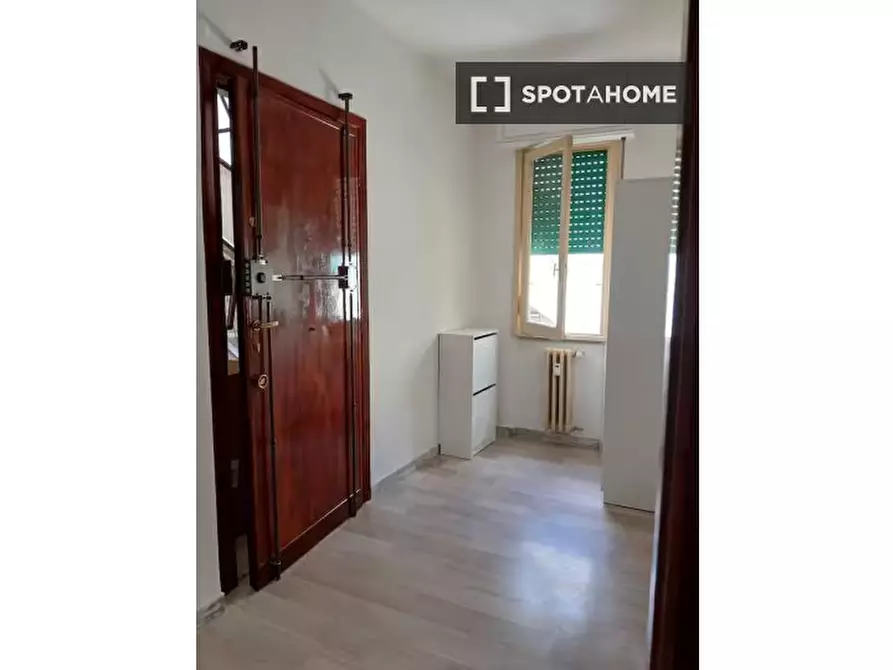 Immagine 6 di Appartamento in affitto  in Viale Guglielmo Marconi a Roma