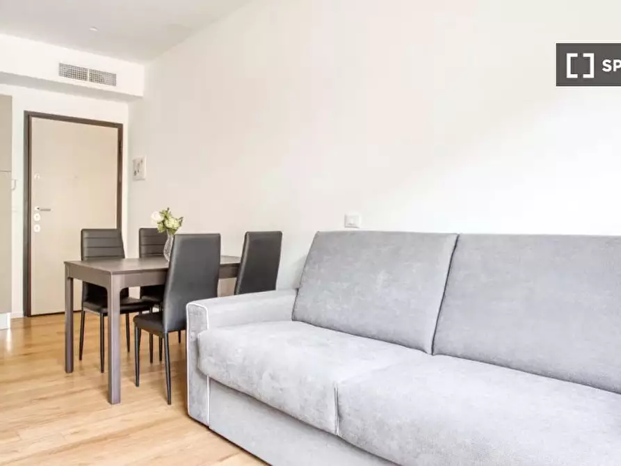 Immagine 16 di Appartamento in affitto  in Via Vitruvio a Milano