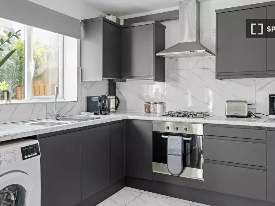 Immagine 10 di Appartamento in affitto  in Harwill Cres a 