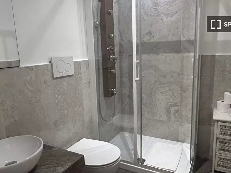 Immagine 13 di Appartamento in affitto  in Via di San Vitale a Roma