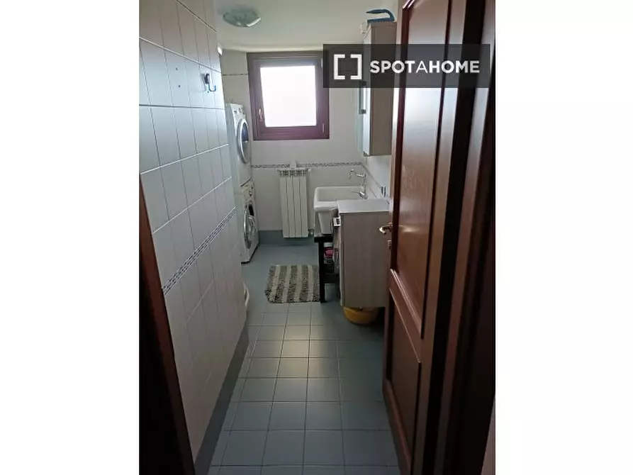 Immagine 2 di Appartamento in affitto  in Via Varesina a Milano