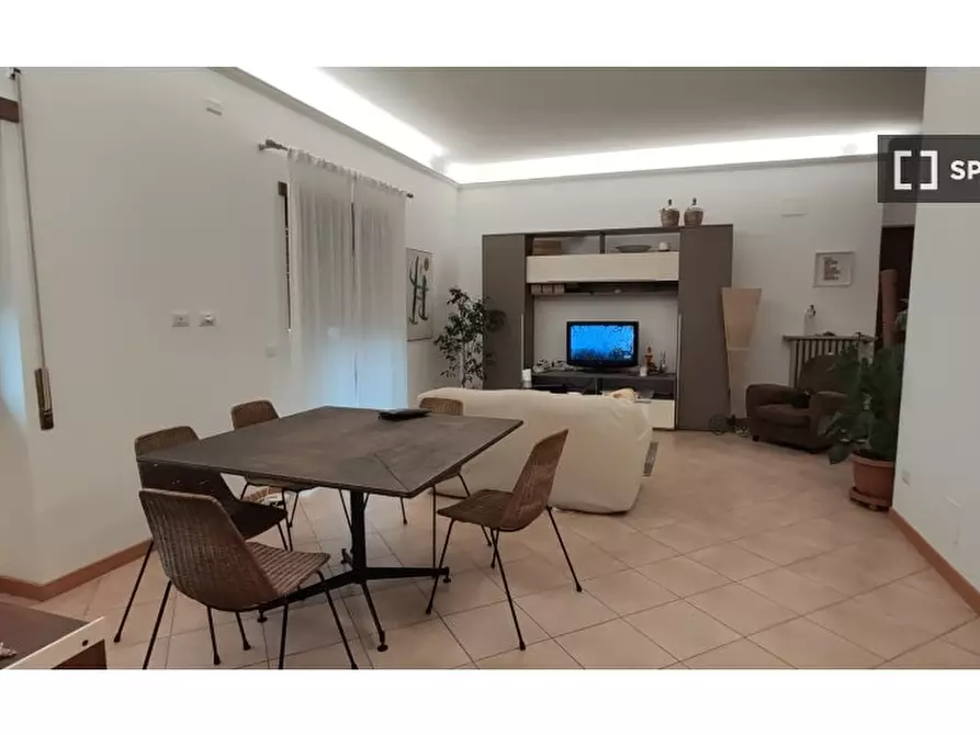 Immagine 4 di Camera condivisa in affitto  in Via Angiolo Cassioli a Roma