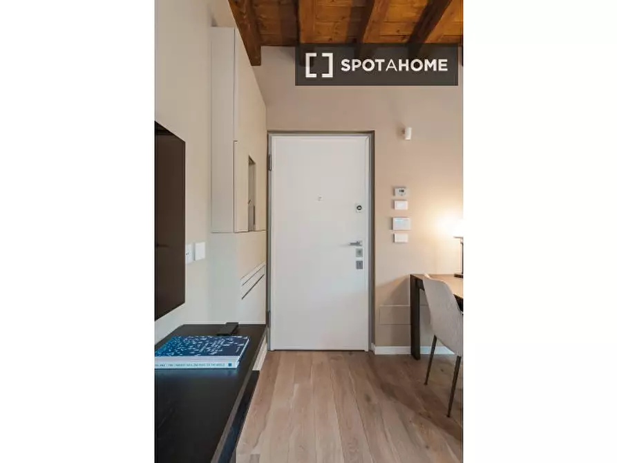 Immagine 4 di Appartamento in affitto  in Via Bonaventura Zumbini a Milano