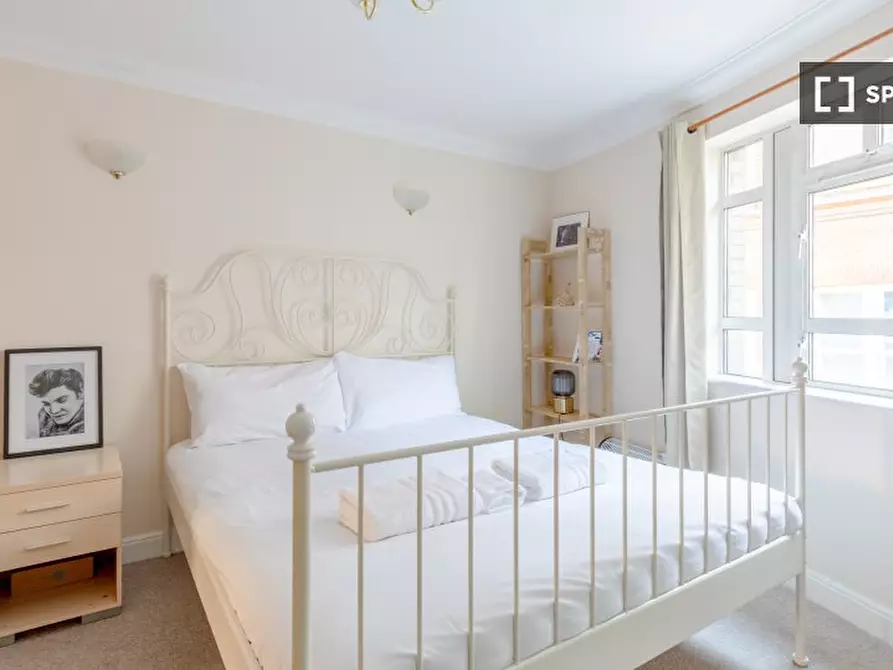 Immagine 12 di Appartamento in affitto  in flat a 